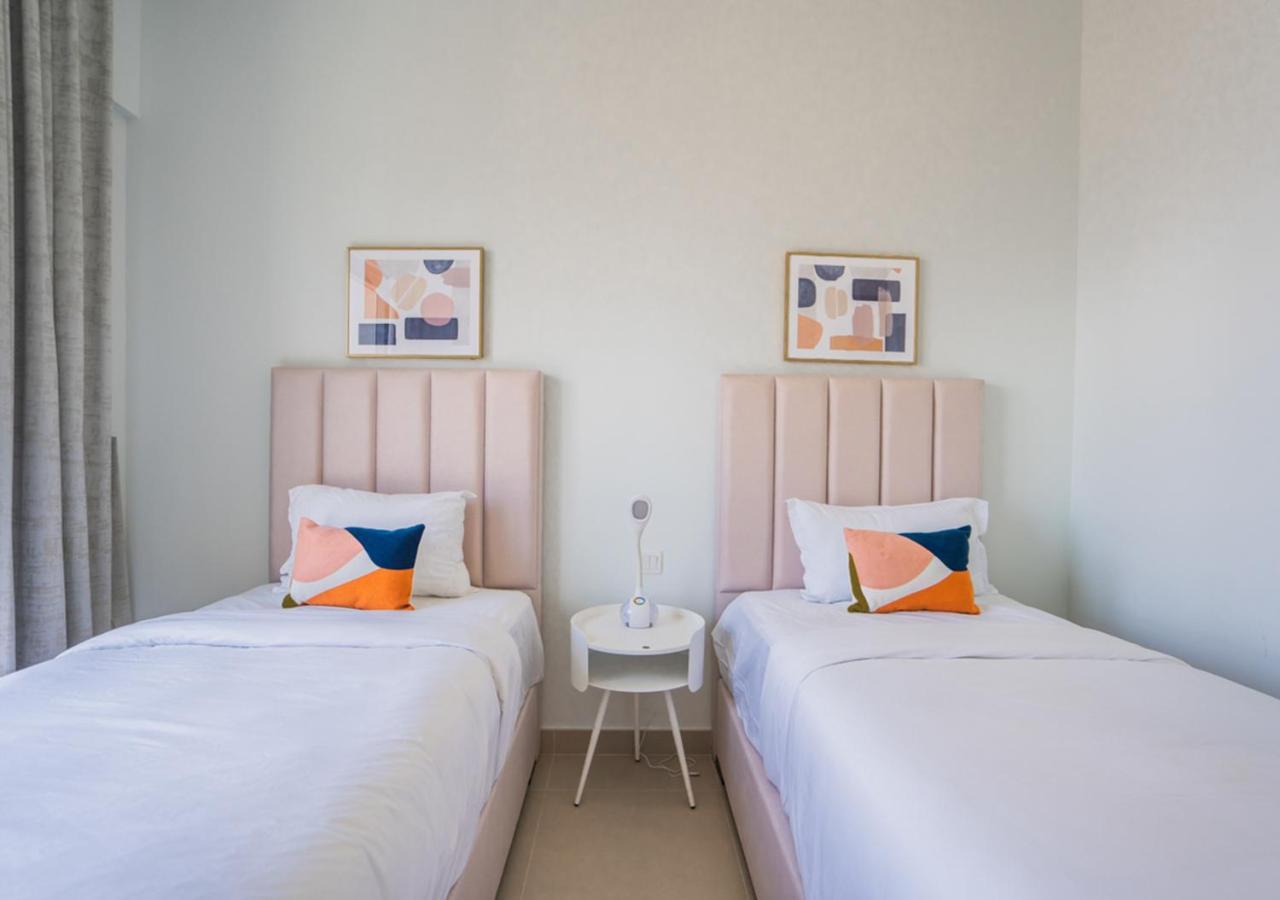 Nasma Luxury Stays - Bellevue Tower 1 Дубай Екстер'єр фото